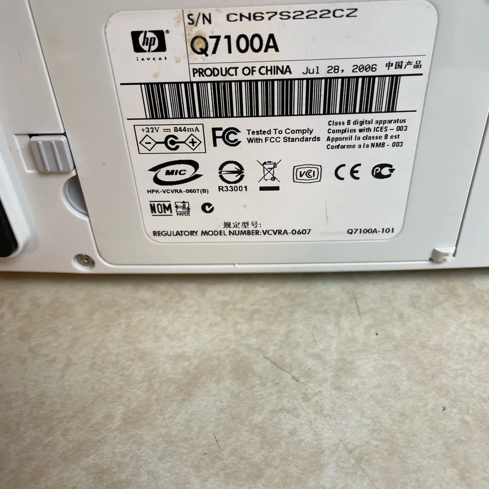 HP Photosmart A710 Series Compact White Portable Photo Printer